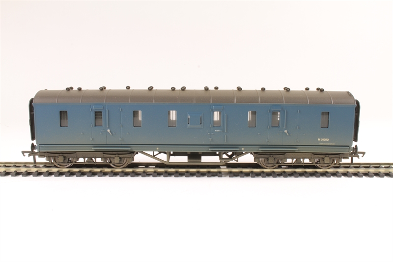 34-328ASH Ex-LMS PIII Parcels Van M31253 in BR blue weathered (image for) 34-328ASH Ex-LMS PIII Parcels Van M31253 in BR blue weathered
