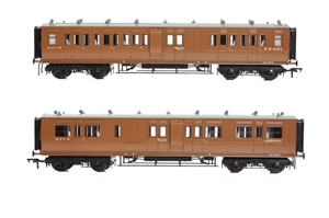 39-881 LNWR 50ft Arc Roof Brake Third Corridor M&GN Brown (image for) 39-881 LNWR 50ft Arc Roof Brake Third Corridor M&GN Brown