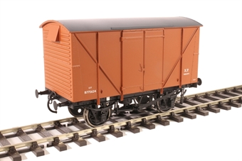 7F-056-006 12-ton van with plywood sides in BR bauxite - B775624 (image for) 7F-056-006 12-ton van with plywood sides in BR bauxite - B775624