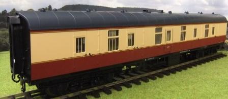 4950 BR BG BR Carmine & Cream (image for) 4950 BR BG BR Carmine & Cream