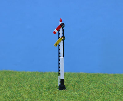 PDX352 N Gauge Painted GWR / BR Home / Distant Signal (image for) PDX352 N Gauge Painted GWR / BR Home / Distant Signal