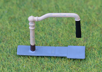 PDX82 Painted GWR Water Crane - Platform Mounted (image for) PDX82 Painted GWR Water Crane - Platform Mounted