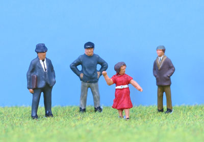 PDZ4 Standing people (image for) PDZ4 Standing people