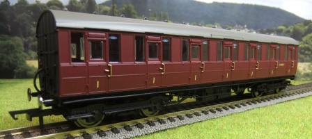 R4648 Gresley Suburban BR Maroon First (image for) R4648 Gresley Suburban BR Maroon First