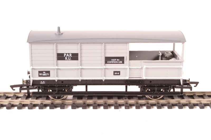R6824SH GWR AA15 'Toad' 20-ton brake van W68571 in BR livery (image for) R6824SH GWR AA15 'Toad' 20-ton brake van W68571 in BR livery