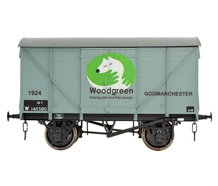 7F-066-014 GW Standard 12t Van Woodgreen Animal Charity (image for) 7F-066-014 GW Standard 12t Van Woodgreen Animal Charity