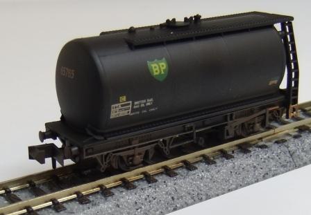 NR-P995EW BP Type C TTA tank wagon Black weathered (image for) NR-P995EW BP Type C TTA tank wagon Black weathered