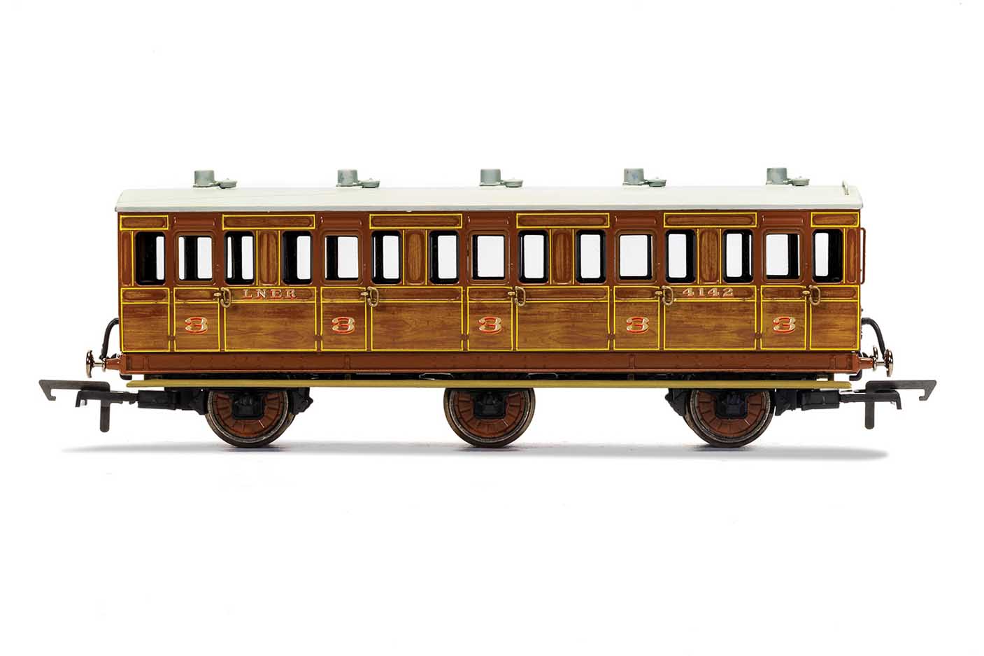 R40082A LNER 6 wheel 3rd class coach (image for) R40082A LNER 6 wheel 3rd class coach