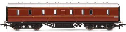 R4843 LMS Stanier passenger brake (image for) R4843 LMS Stanier passenger brake