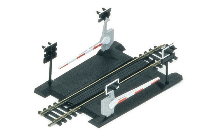 R645 Single level crossing (image for) R645 Single level crossing